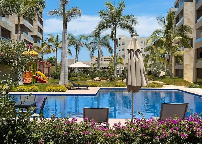 Luxury Cabo With Multiple Pools, Pickleball, Gym & Rooftop Ferienhaus Cabo San Lucas