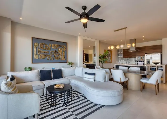 Luxury Cabo With Multiple Pools, Pickleball, Gym & Rooftop Cabo San Lucas