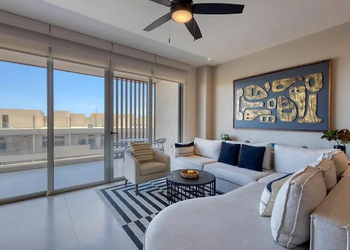 Luxury Cabo With Multiple Pools, Pickleball, Gym & Rooftop *