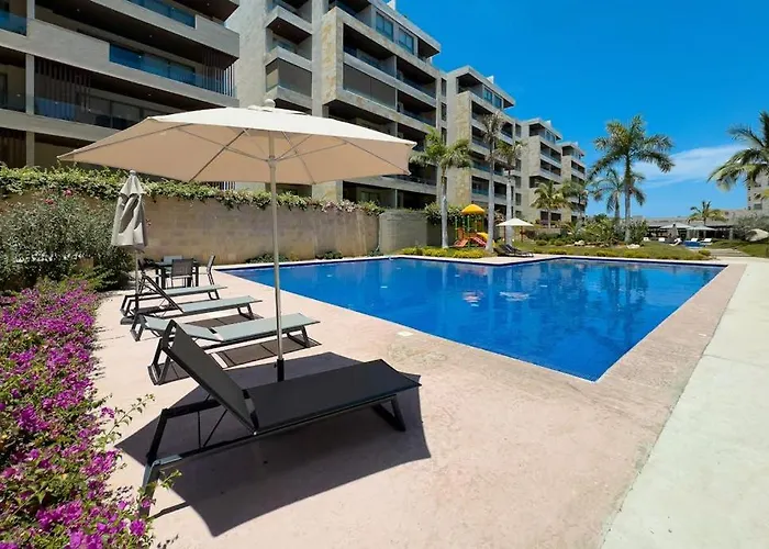 Luxury Cabo With Multiple Pools, Pickleball, Gym & Rooftop Ferienhaus *