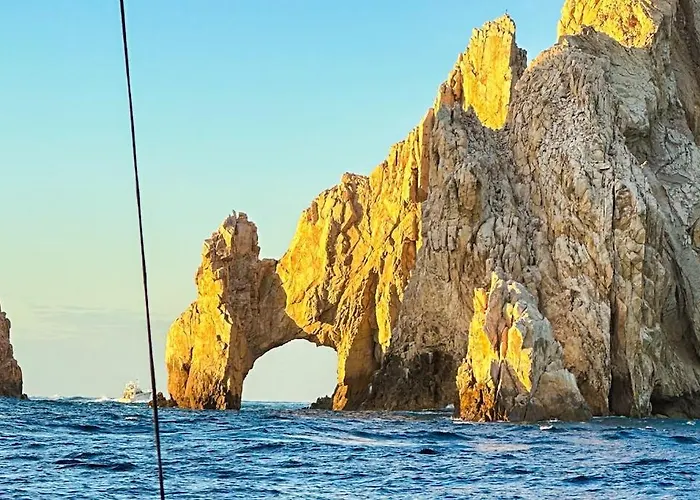 Luxury Cabo With Multiple Pools, Pickleball, Gym & Rooftop Ferienhaus *